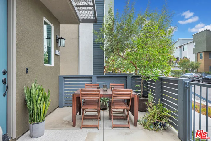 924 E 3rd Street, Santa Ana, California 92701