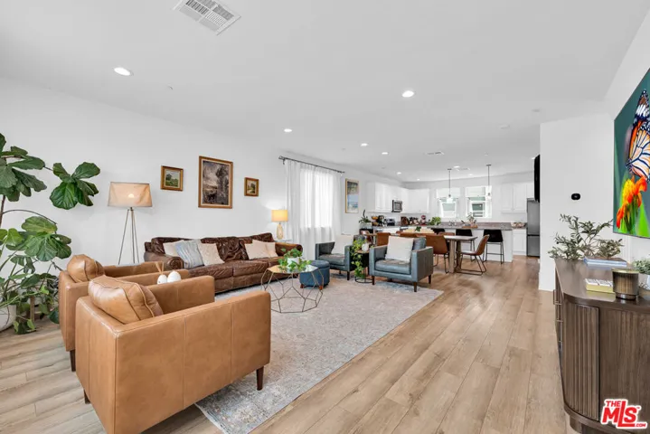 924 E 3rd Street, Santa Ana, California 92701