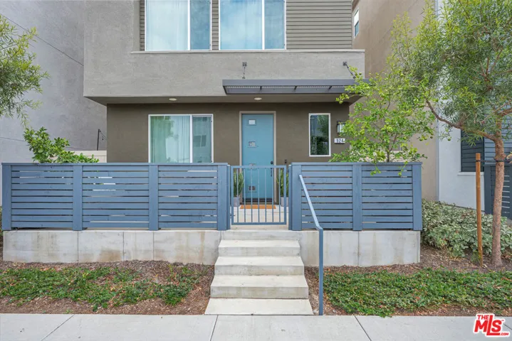 924 E 3rd Street, Santa Ana, California 92701