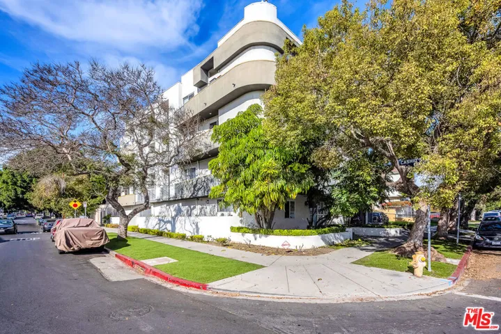 1481 S Shenandoah Street 101, Los Angeles, California 90035