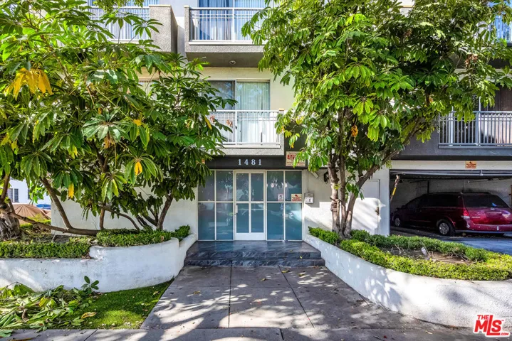 1481 S Shenandoah Street 101, Los Angeles, California 90035