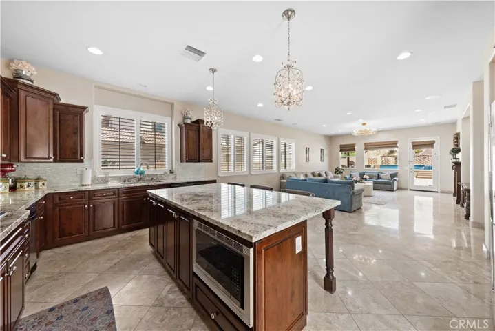 10140 Jacaranda Court, Rancho Cucamonga, California 91737