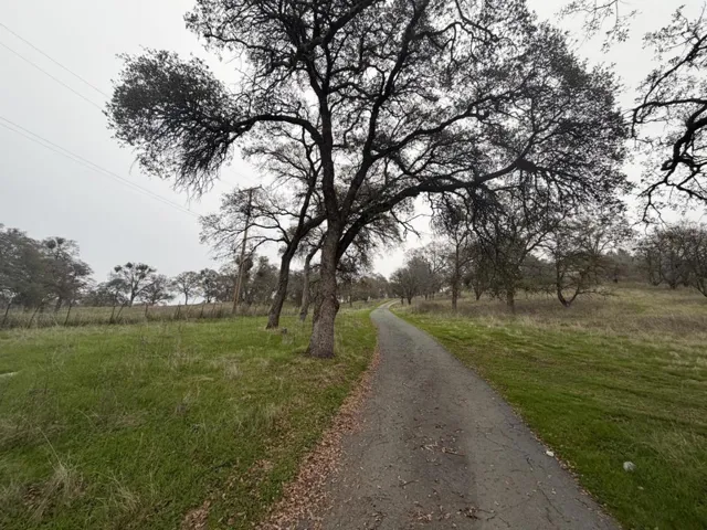 2461 Quail Oaks Road, Valley Springs, California 95252