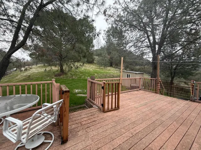 2461 Quail Oaks Road, Valley Springs, California 95252