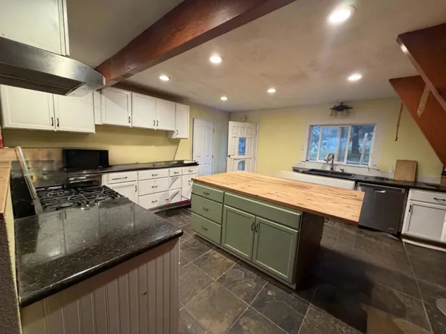 2461 Quail Oaks Road, Valley Springs, California 95252