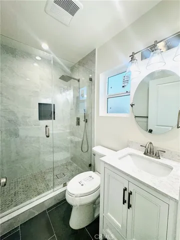 9318 Encino Ave, Northridge, California 91325