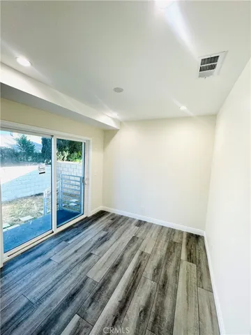 9318 Encino Ave, Northridge, California 91325
