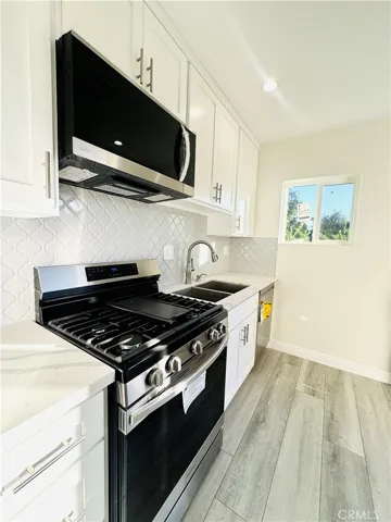 9318 Encino Ave, Northridge, California 91325