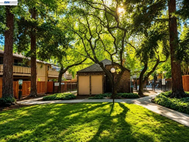 2131 Northwood Cir D, Concord, California 94520