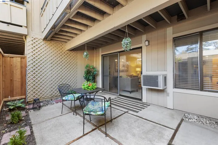 2131 Northwood Cir D, Concord, California 94520