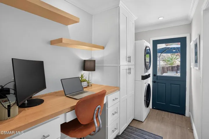 Laundry/Desk