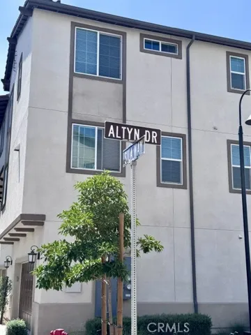 5956 Altyn Drive, Eastvale, California 92880