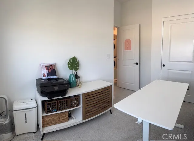 5956 Altyn Drive, Eastvale, California 92880