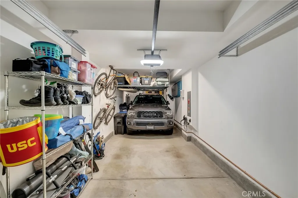 Tandem Garage