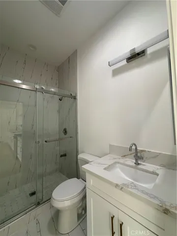1231 Oak Street, Santa Ana, California 92707