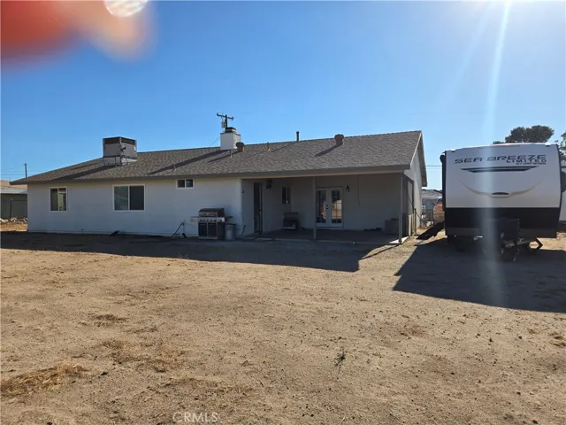 10387 Portland, Hesperia, California 92345