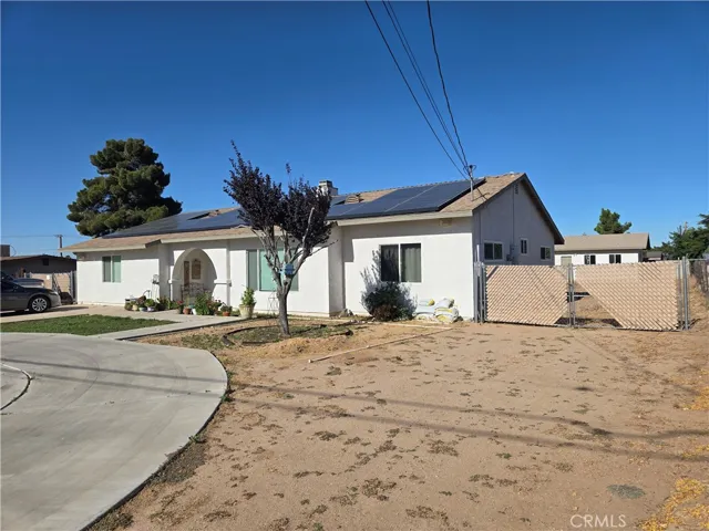 10387 Portland, Hesperia, California 92345