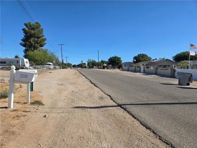 10387 Portland, Hesperia, California 92345