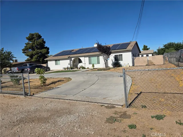 10387 Portland, Hesperia, California 92345