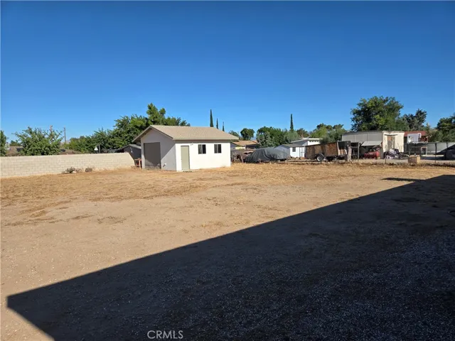 10387 Portland, Hesperia, California 92345
