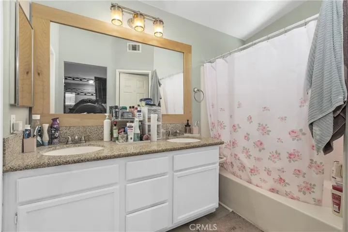 2916 Hampton, Hemet, California 92545