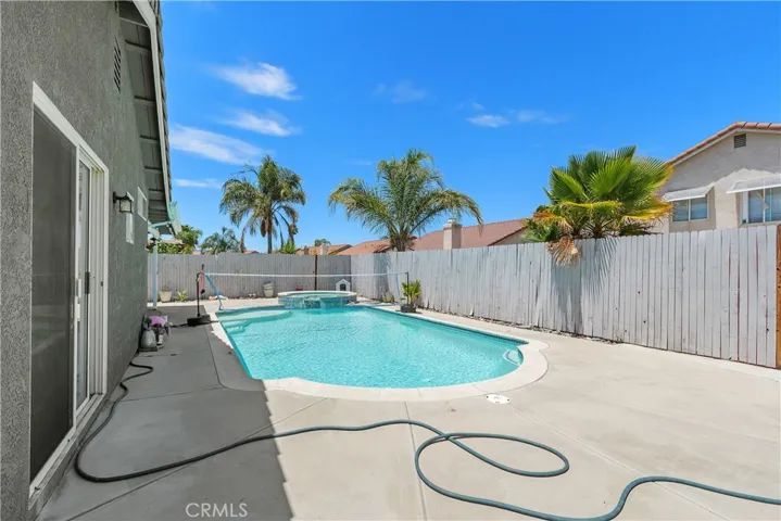 2916 Hampton, Hemet, California 92545