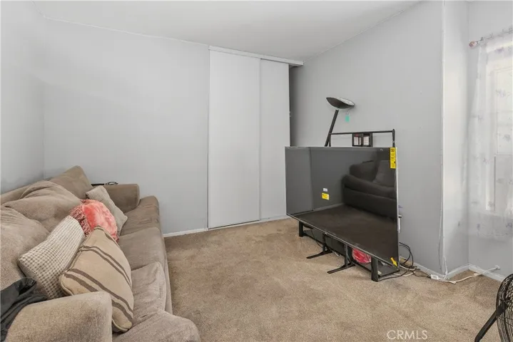 2916 Hampton, Hemet, California 92545