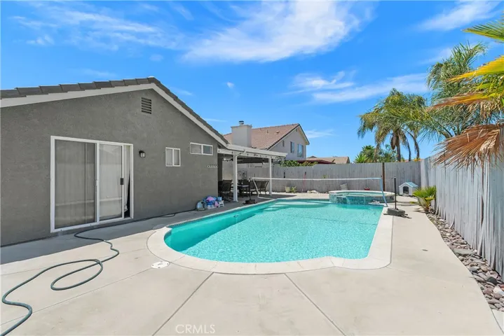 2916 Hampton, Hemet, California 92545