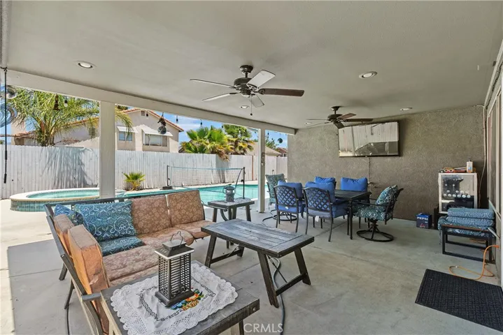 2916 Hampton, Hemet, California 92545