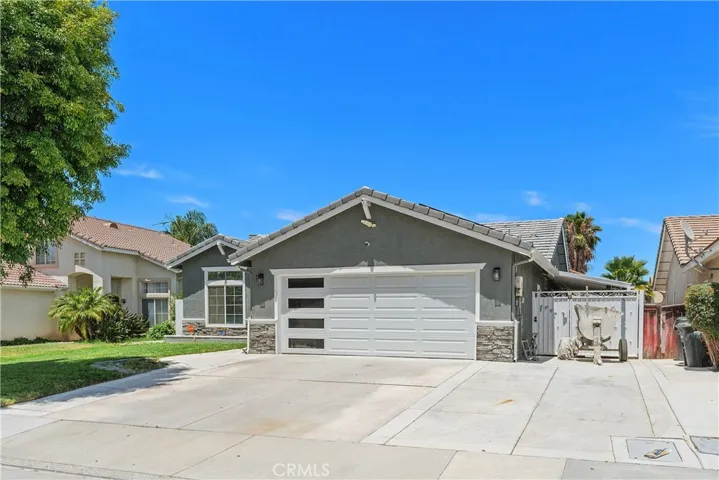 2916 Hampton, Hemet, California 92545