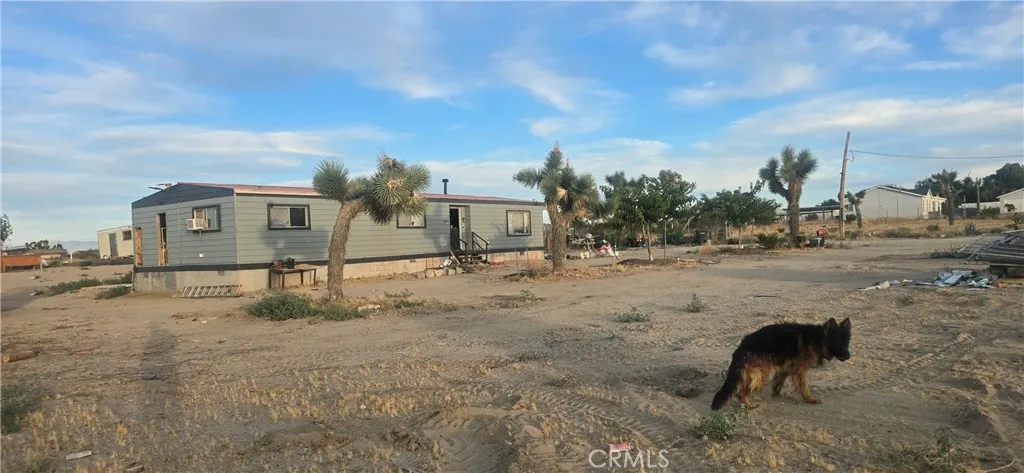 13475 Ailanthus, Phelan, California 92371