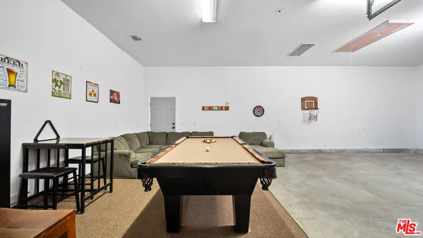 416 Mountainaire Lane, Big Bear, California 92315