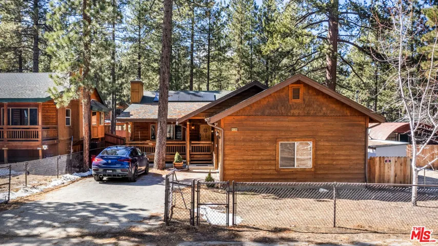 416 Mountainaire Lane, Big Bear, California 92315