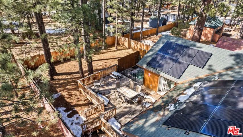 416 Mountainaire Lane, Big Bear, California 92315