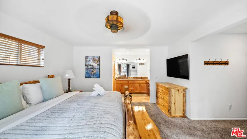 416 Mountainaire Lane, Big Bear, California 92315