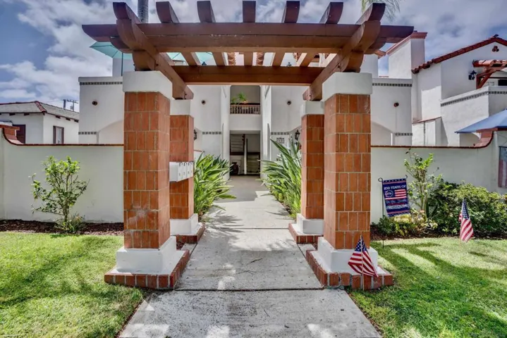 254 C Ave, Coronado, California 92118