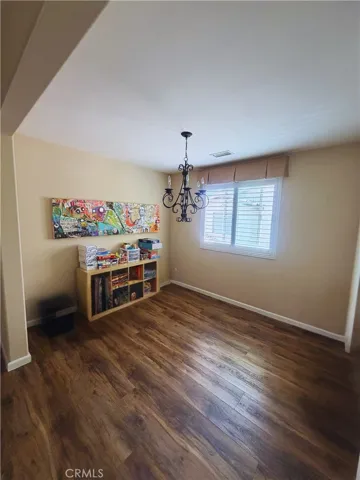 Bonus Space - Image digitally enhanced with AI to remove the seller's personal items for privacy.