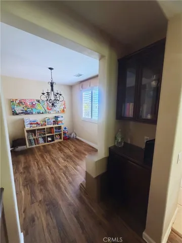 Image digitally enhanced with AI to remove the seller's personal items for privacy.