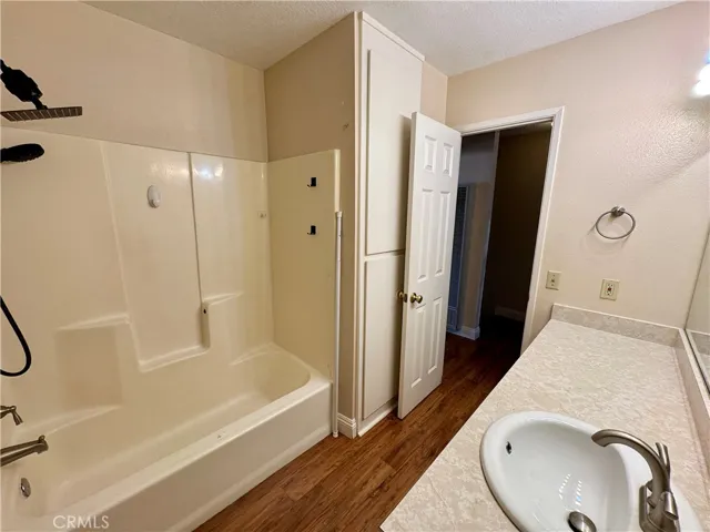 4115 Farquhar, Los Alamitos, California 90720