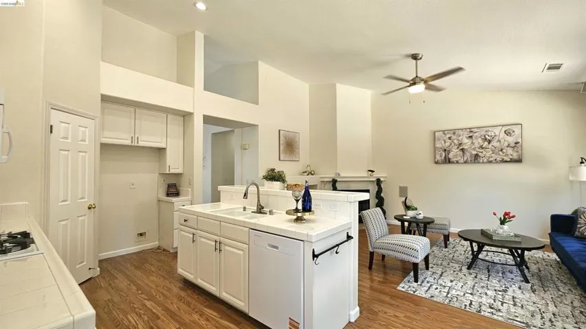 707 Thompsons Dr, Brentwood, California 94513