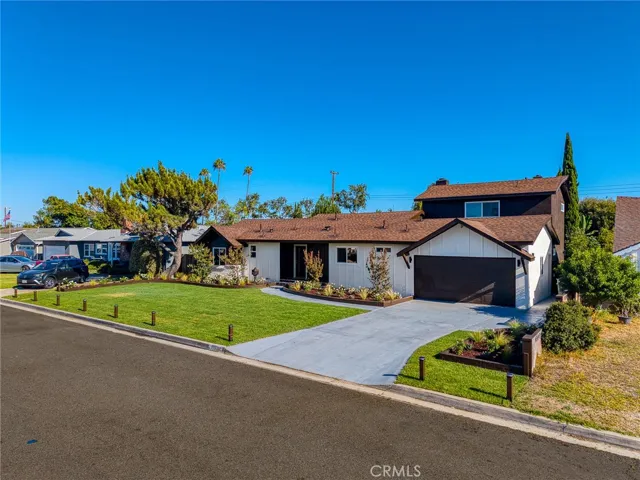 10092 Roselee Drive, Garden Grove, California 92840