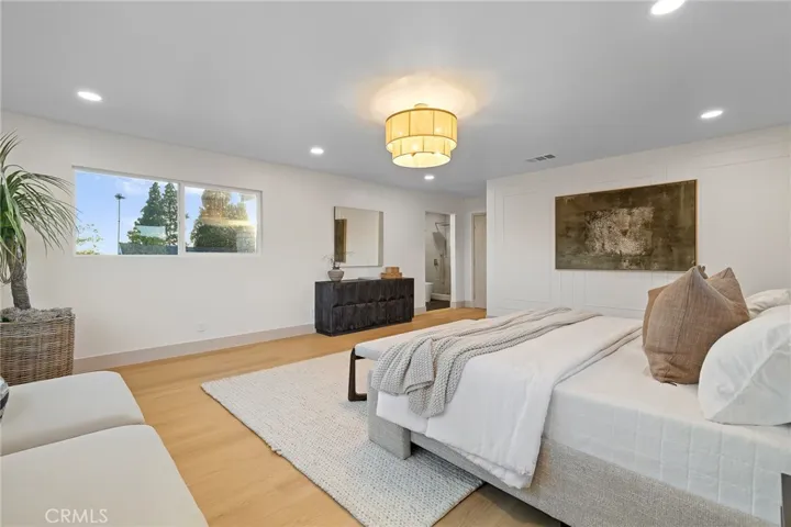 10092 Roselee Drive, Garden Grove, California 92840