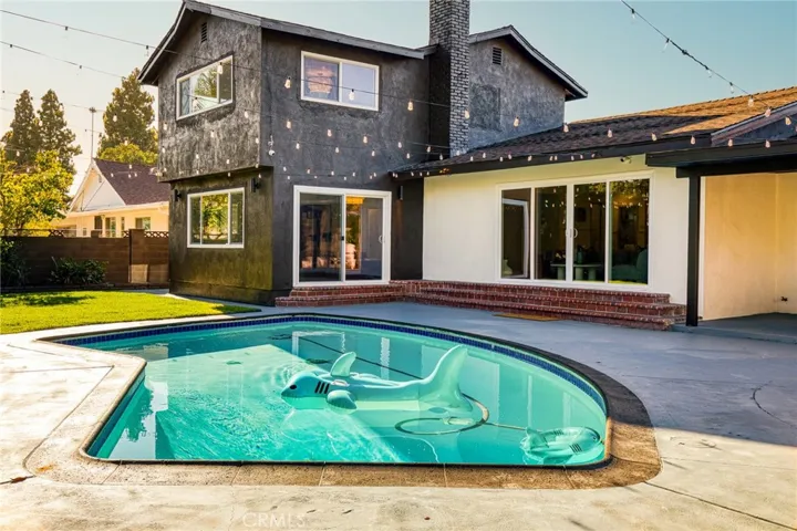 10092 Roselee Drive, Garden Grove, California 92840