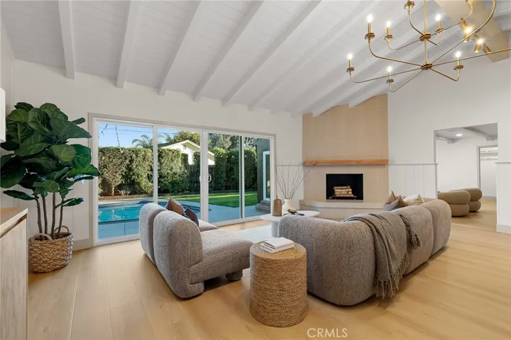 Modern airy great​​‌​​​​‌​​‌‌​​‌​​​‌‌​​​‌​​‌‌​​‌‌​​‌‌​​​​ room.
