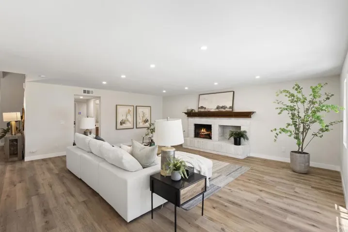 3975 Catamarca Drive, San Diego, California 92124
