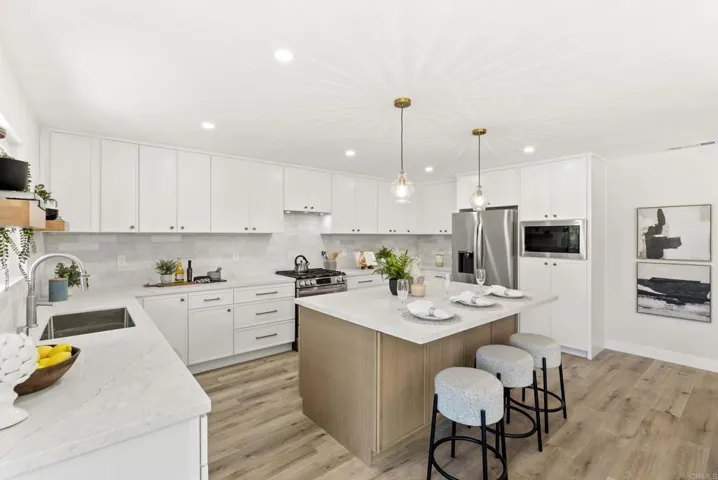 3975 Catamarca Drive, San Diego, California 92124