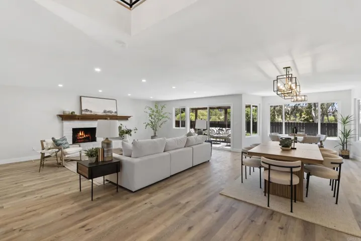 3975 Catamarca Drive, San Diego, California 92124