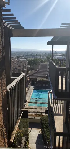 2298 Rose Avenue 403, Signal Hill, California 90755