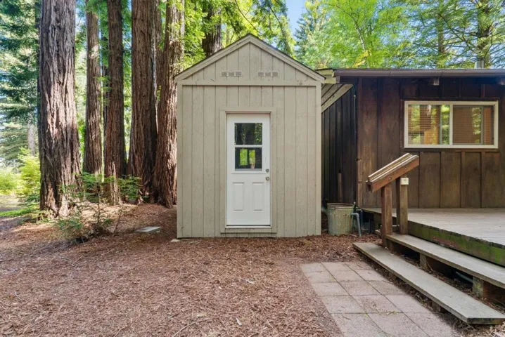 6790 Bonny Doon Road, Santa Cruz, California 95060