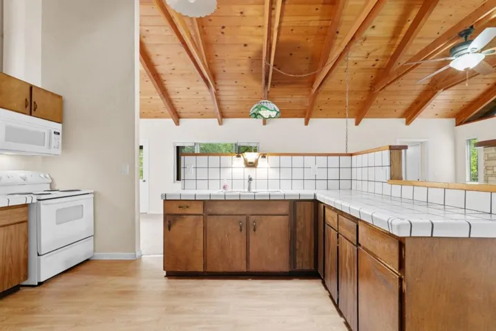 6790 Bonny Doon Road, Santa Cruz, California 95060